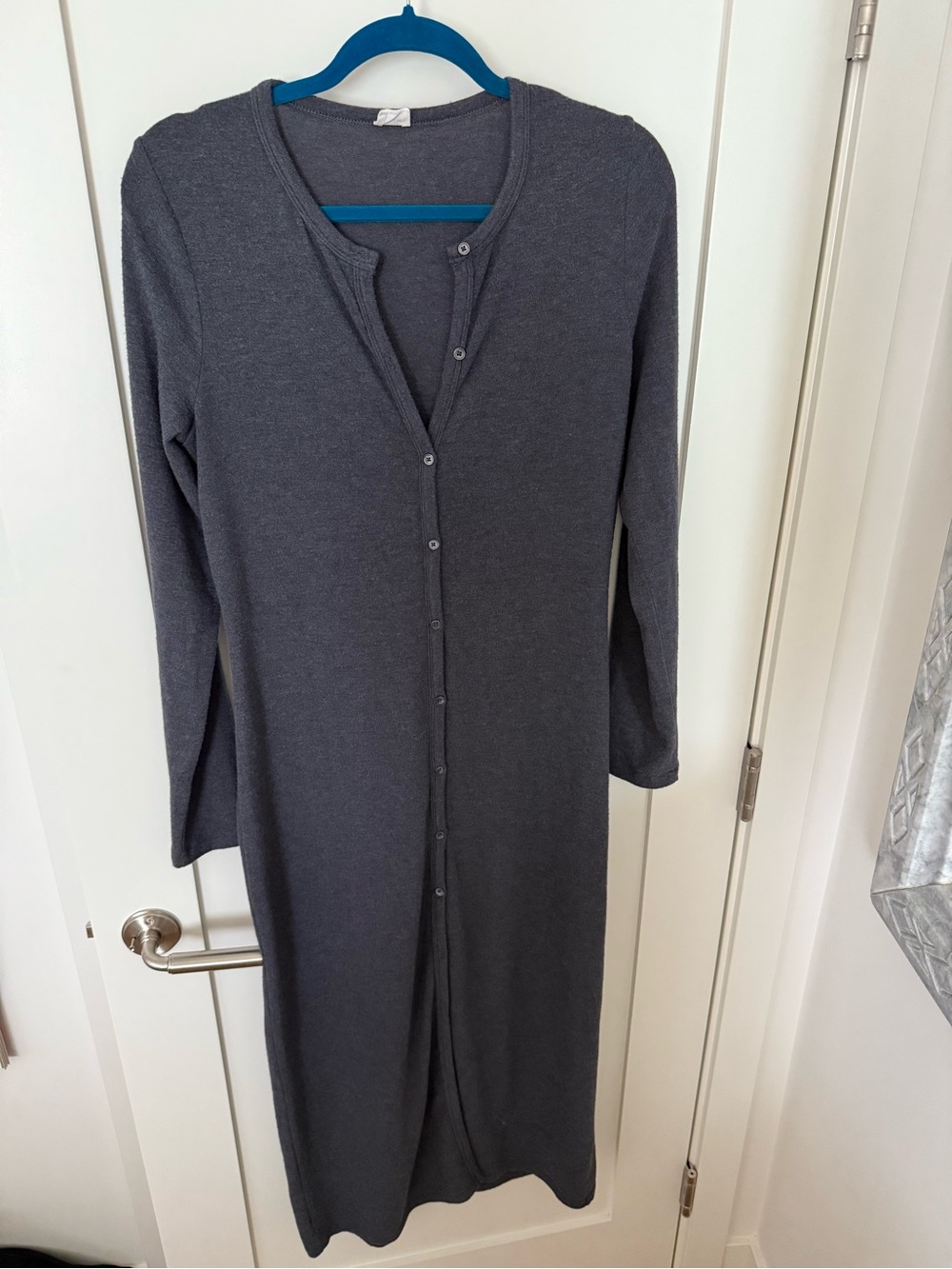 Wilfred Free Charcoal Gray Lightweight Top